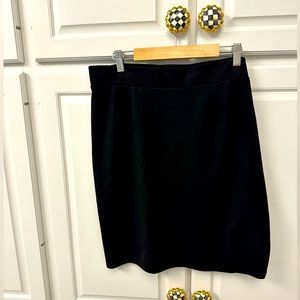 J.Jill Black Short Skirt Elastic Waist Size-Medium